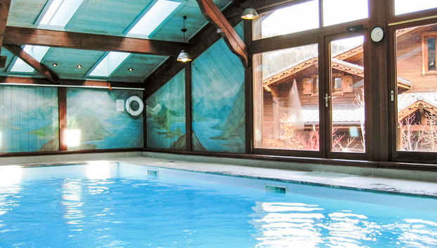 Pool Indoor