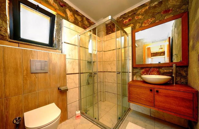 Honeymoon Villa With Private Pool - Photo 5