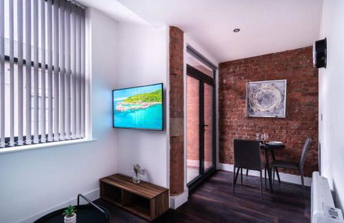 Central Liverpool 1 Bed Apartment w Balcony - Foto 8