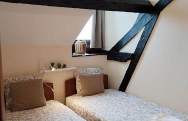 Domaine des Cerisiers - Piste cyclable reliant Honfleur - Parking privé & grand jardin - Foto 41