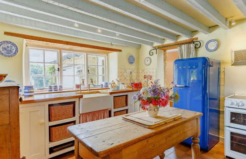 3 Bed in Beaminster 50738 - Photo 7