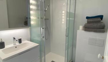 Appart 2 pièces avec parking QUARTIER DU LAC - Foto 4