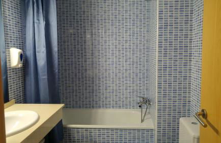 Apartaments Las Carolinas - Foto 20