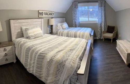 Modern Lakefront Views at Lake Hickory Haven - Foto 24