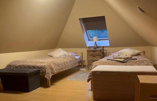 Large holiday home with garden, close to the lake - Foto 10