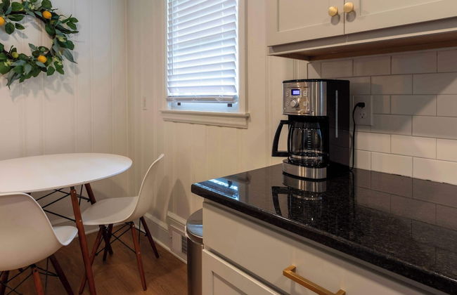 4 BR Sleeps 10 Near UGA & Downtown - Foto 23