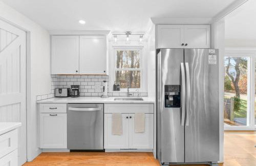 Coastal comfort near beaches and walking distance to Harwich Port! - Foto 18