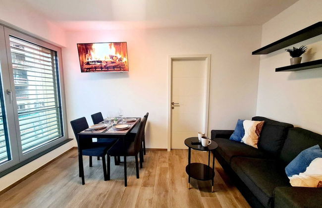Luxury 1 bedroom with Parking - Foto 1