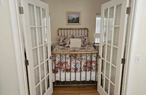 Charming, Private Cottage in Myrtle Creek - Foto 3