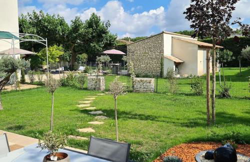 Mazet indépendant pour 2 personnes à St Rémy - Foto 5