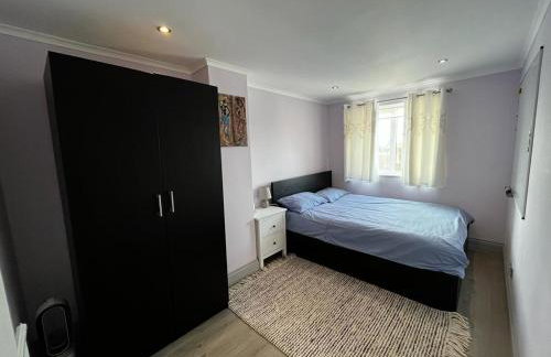 House - 3 bed 2 bath, self check in, amazing views! - Photo 3