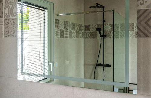 La Villa Perchée, Appartements Élégants, sauna Privé, sport, terrasses et Vue Panoramique, Parking protégé, proche PARIS - Foto 49