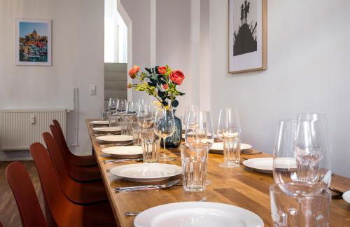 Sonnig & Helle Wohnung Alexanderplatz in 15min zu erreichen, Herthastraße sehr schön und groß für Gruppen geeignet - Photo 18