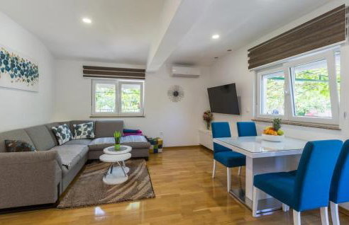 2 Bedroom Beautiful Home In Pula - Foto 3