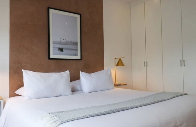 w Picturesque 2BR With Balcony in Miraflores - Photo 14