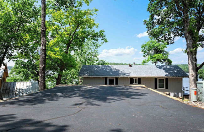 For the View Lakeside Launchpad! Great Location - Foto 28