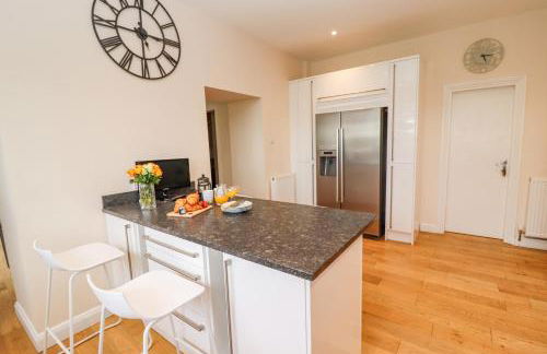 Aislaby Hall - Photo 14