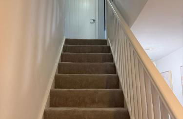 Luxury Contractor 4 Bed Home Sleeps 8 Cardiff Airport Parking - Foto 9