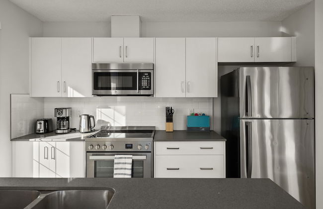 New Apartments in Cranston by GLOBALSTAY - Photo 49