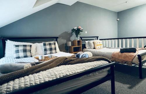 Queens Townhouse - 4 Bedrooms - Sleeps 9 - Foto 10