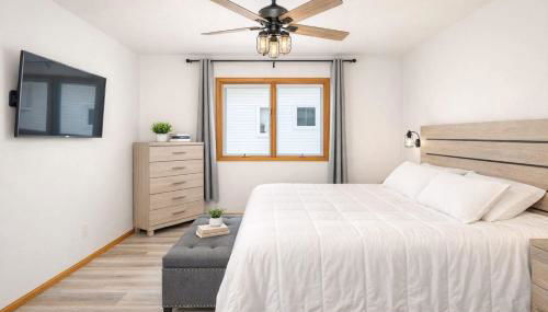 East Side 3 Br 2 full bath King Bed - Foto 3