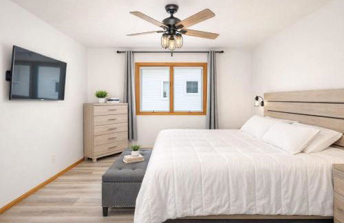 East Side 3 Br 2 full bath King Bed - Foto 3