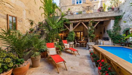 CHAMPAGNE HOUSE- Oasis de luxe & de charme - coeur de ville - 10-12 pers - piscine, cuisine d'été, patio, bar & piano - Photo 4