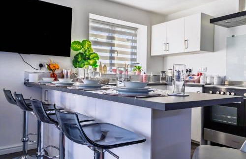 Modern Medway Bungalow - 3BR Garden & Free Parking, Kent - Foto 65