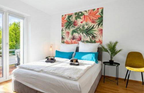 KATIES Apartments bei Regensburg - 3 Zimmer, 6 Personen, Infrarot-Sauna, Disney Plus, Balkon, Grill & Parkplatz - Foto 1