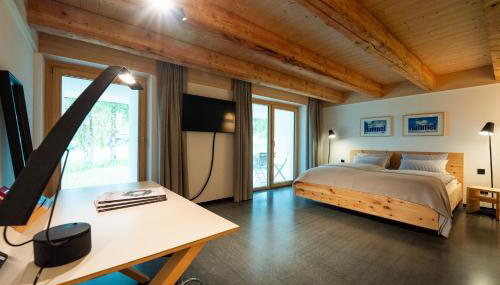 HEIMATEL - A Huesle - Foto 3