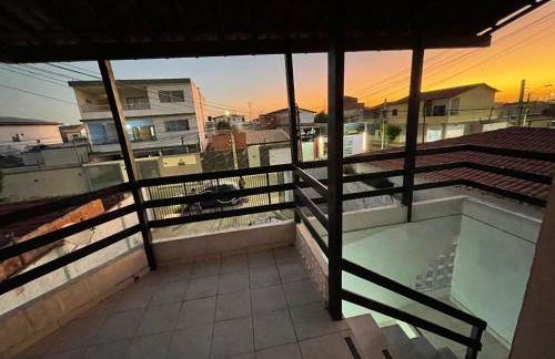 APT-10 Completo Com Ar-Condicionado Garagem Predio Central Perto de tudo - Foto 48