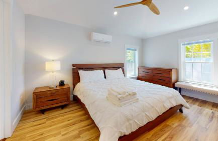 Modern 2BR 2BA with King bed-Fast Wi-Fi 75 inch OLED TV - Foto 10