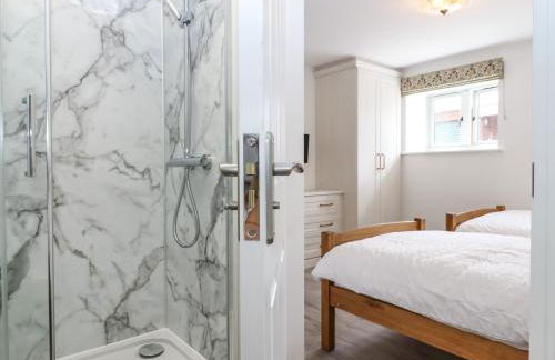 Bumblebee Cottage - Photo 32