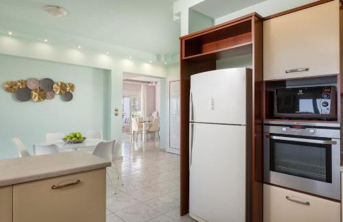 White&Blue Beachfront Luxury Suite - Foto 25