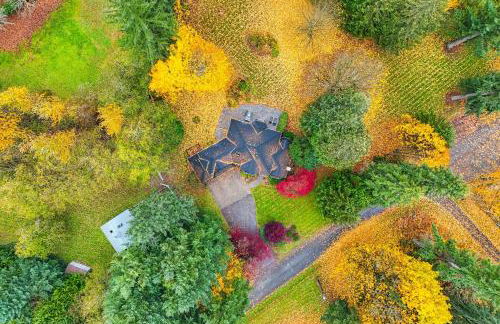 The Cedars Spacious Group Getaway in Snohomish - Photo 43