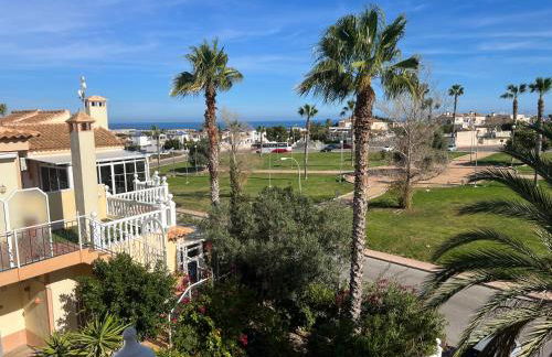 Schönes ruhiges Rooftop Apartment mit großer Dachterrasse - Foto 7