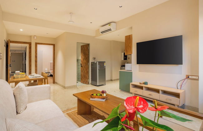 ELIVAAS Kamerios Verano 1 BHK with Pool - Photo 25