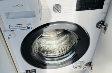 5 Town centre, entire flat, free parking king bed - Foto 21