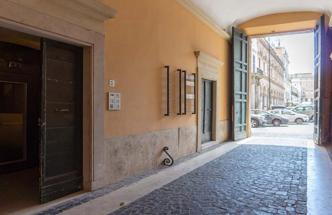 EasyTopStay - Piazza Venezia Charming Penthouse - Foto 41