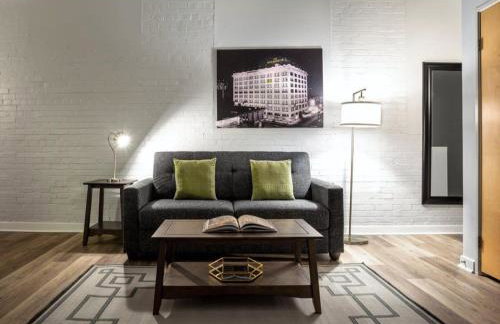 2BR 2BA In The Block by CozySuites! - Foto 3