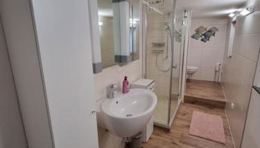 Ferienwohnung Gulde N tal - Photo 3, towels, Shower