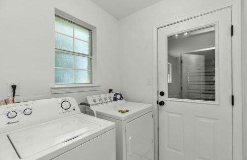 Boat House - Steps to Boat Ramp, Grill & 1 Mile to Beach - Foto 33