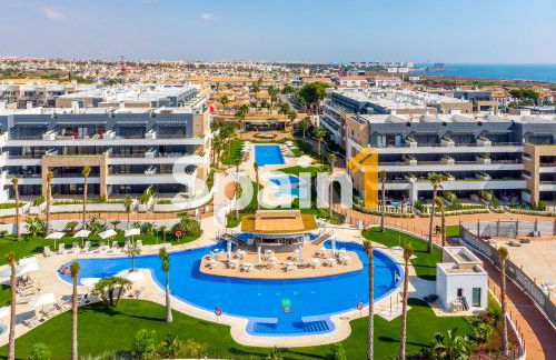 3 Bedrooms Apartment in flamenca Village with 3 Pools, sauna, gym and Jacuzzi - Photo 3