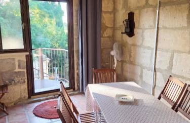 Appartement spacieux à Arles avec piscine et jardin partagé - Foto 18