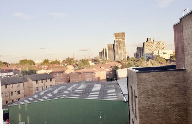 Impeccable 1bed Apartment in the Heart Ofgreenford - Foto 20