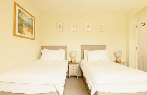 Bar Lodge at Broxa - Photo 11