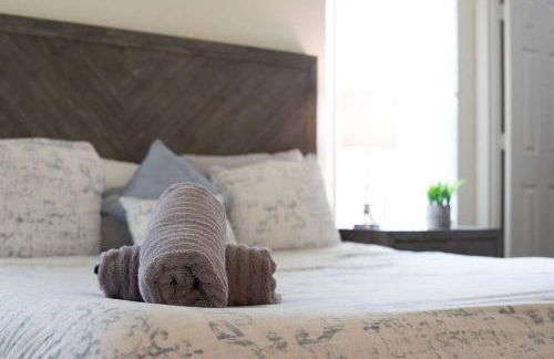 545 -Beautiful 4 Bed Home with Sparkling Pool and Games Room - Foto 24