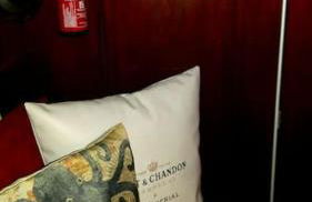 AMAZING FLAT IN CLASSIC SAILING BOAT in BARCELONA - Photo 35