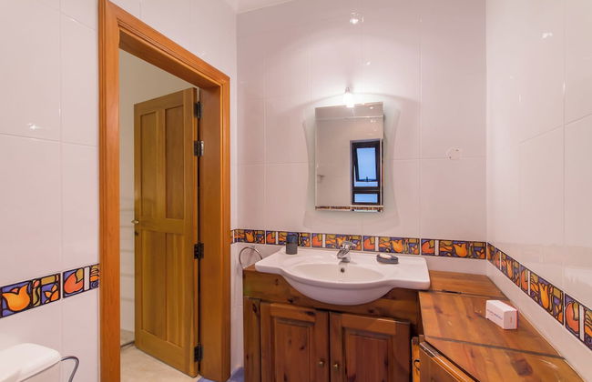 A Magnificent Sunny Seafront Apart Sliema - Photo 19