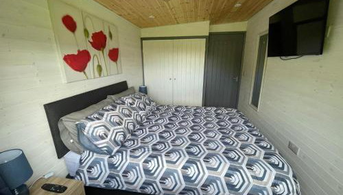 Maple Lodge Quirky Salvaged Railway Carriage with Hot Tub - Foto 5